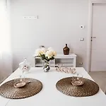 La Corte Di Silvia דירה *