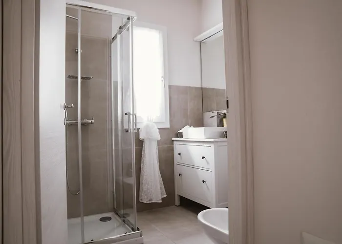 La Corte Di Silvia * Sesto Calende